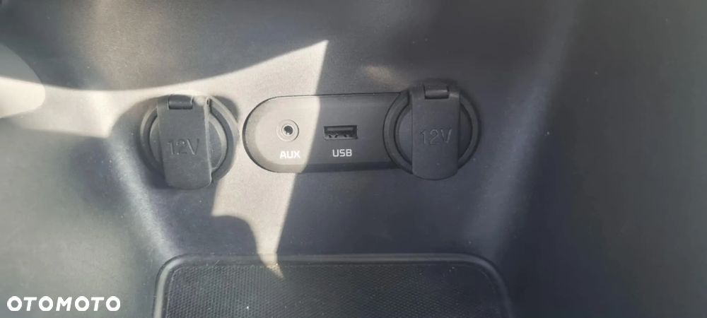 Kia Ceed 1.4 CVVT Attract - 17