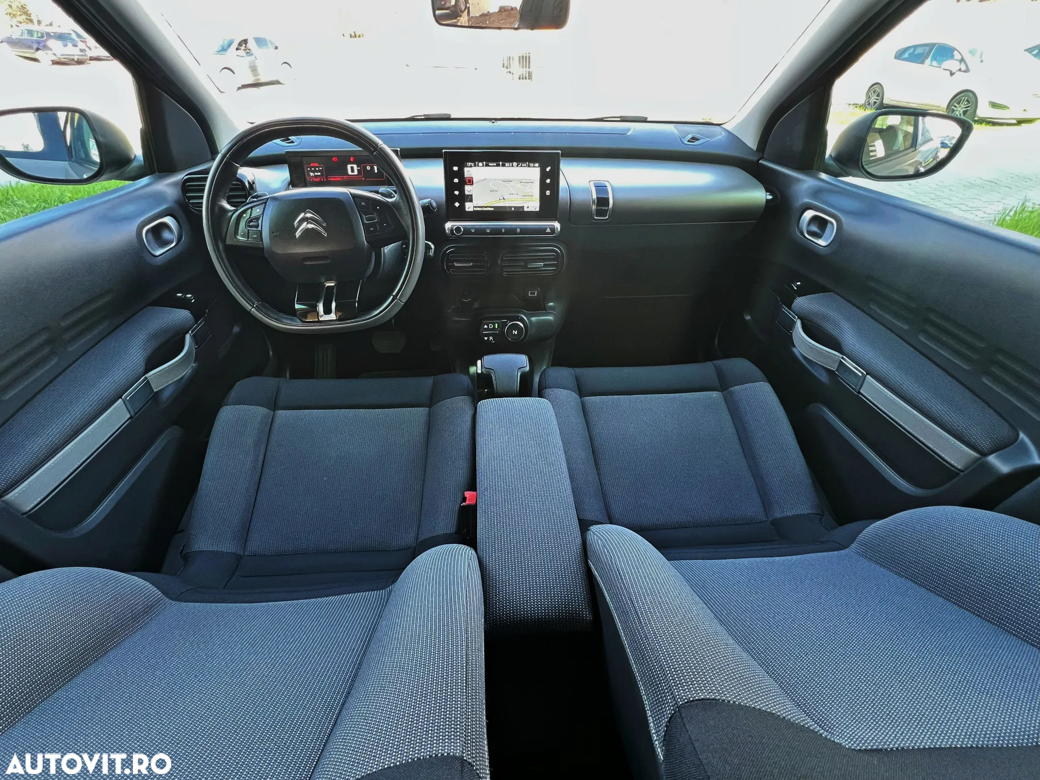 Citroën C4 Picasso 1.6 e-HDI Aut. Intensive - 6