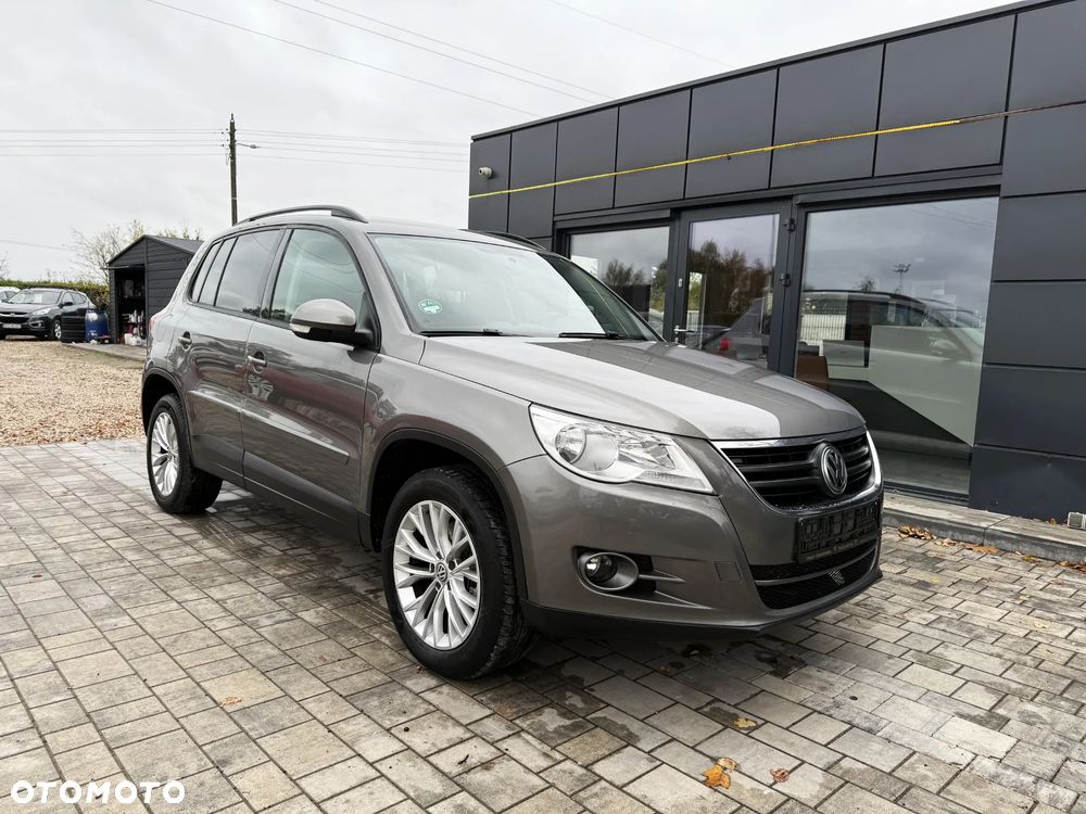 Volkswagen Tiguan 1.4 TSI BlueMotion Technology Exclusive - 1
