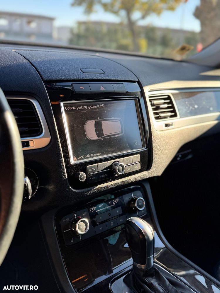 Volkswagen Touareg - 6