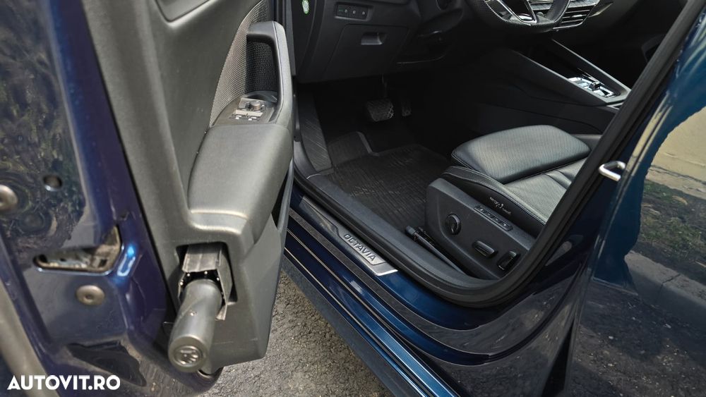 Skoda Octavia 1.4 TSI DSG Sportline - 13