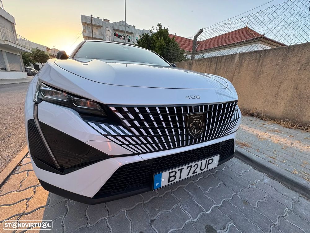 Peugeot 408 - 5