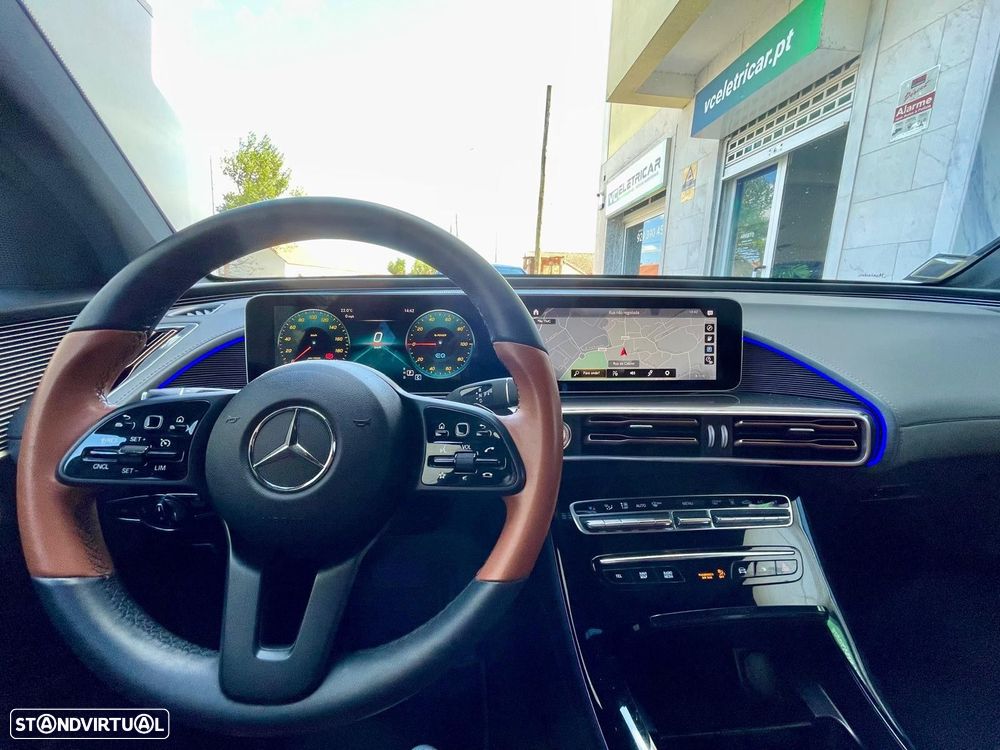 Mercedes-Benz EQC - 5