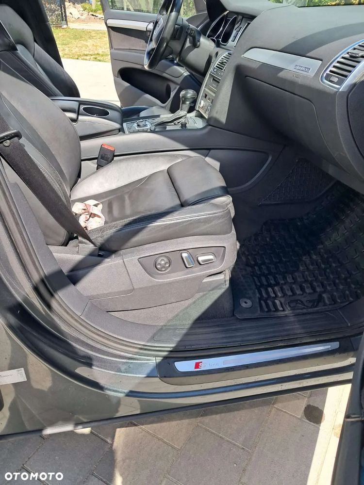 Audi Q7 - 11