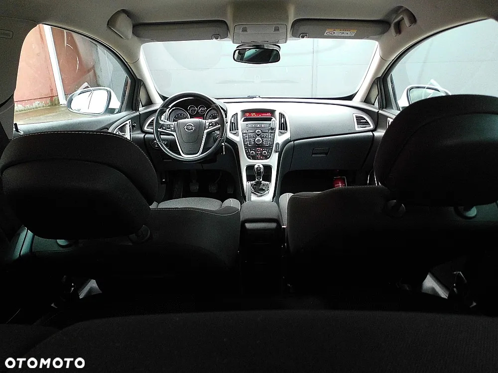 Opel Astra GTC 1.4 Turbo - 20