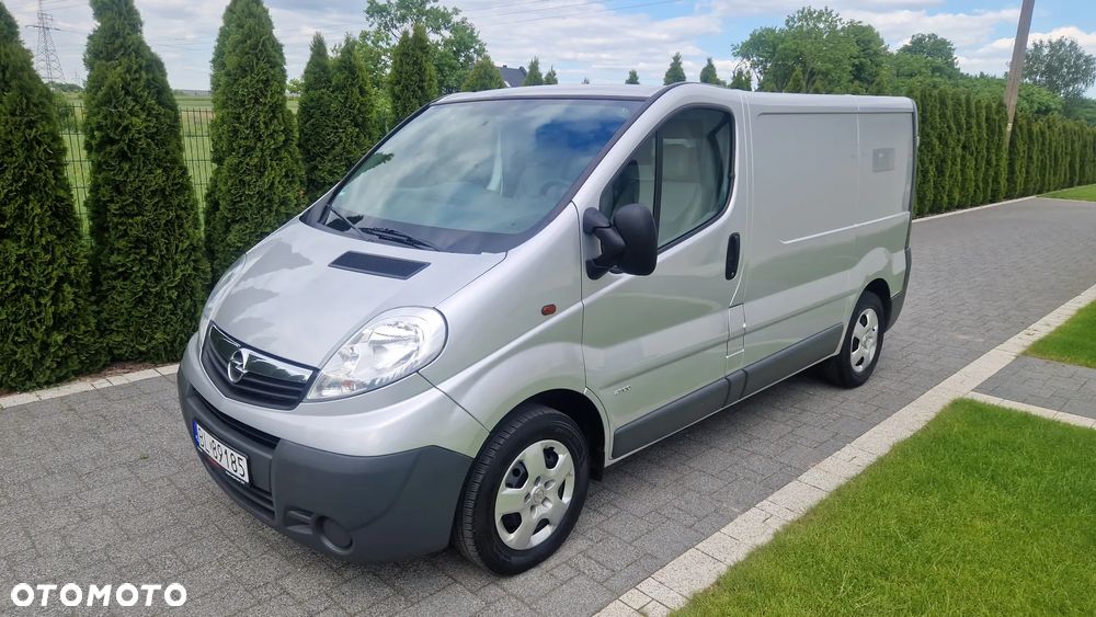 Opel Vivaro - 1