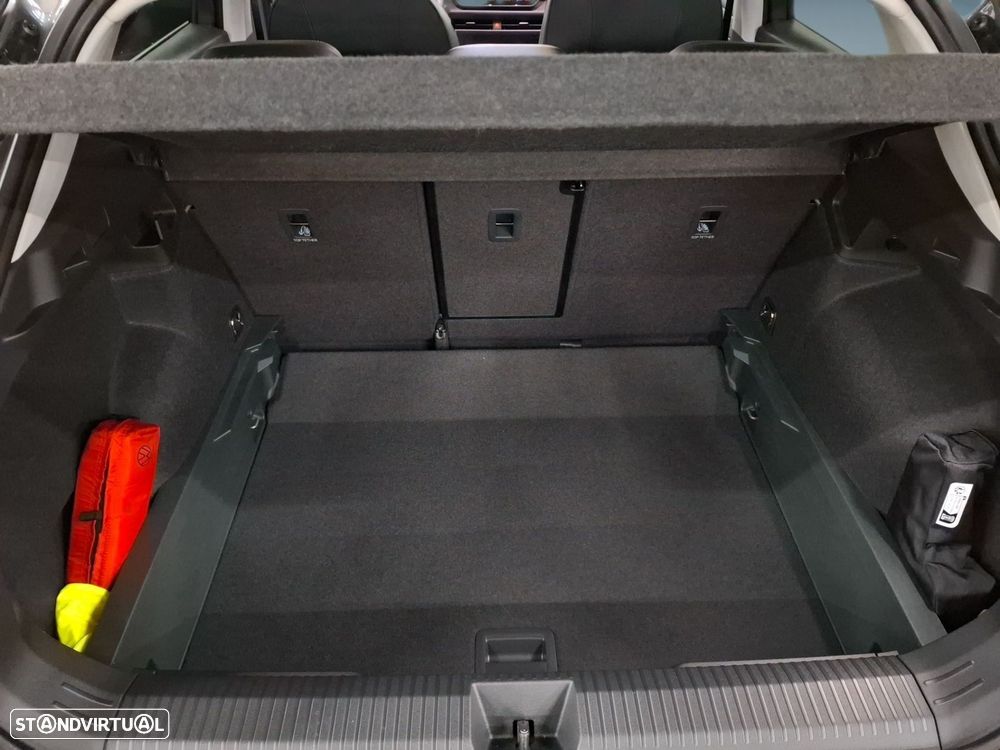 VW T-Roc 1.5 eTSI Style DSG - 24