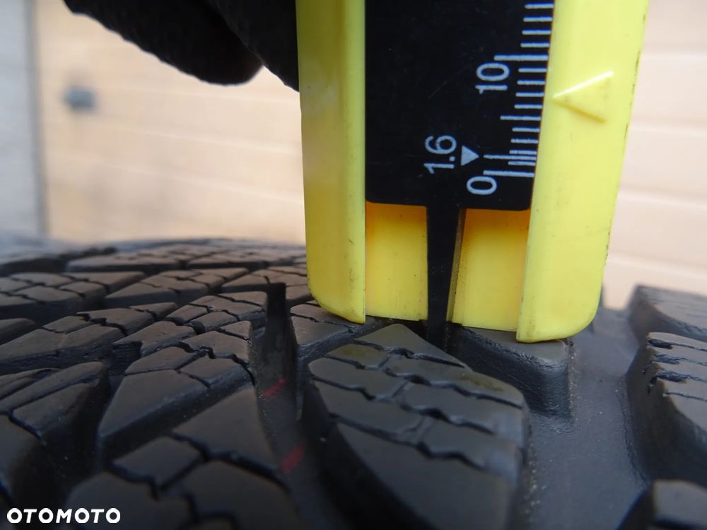205/55/R16 91H Dunlop Sp Winter Sport 5 - 6