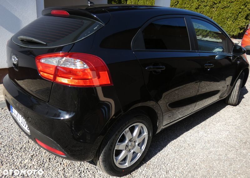 Kia Rio 1.2 Dream Team Edition - 19