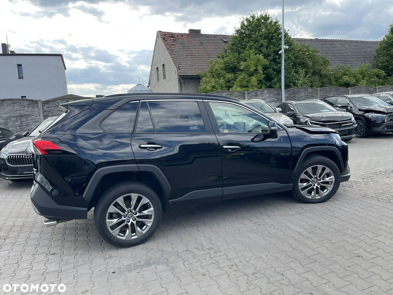Toyota RAV4 - 4