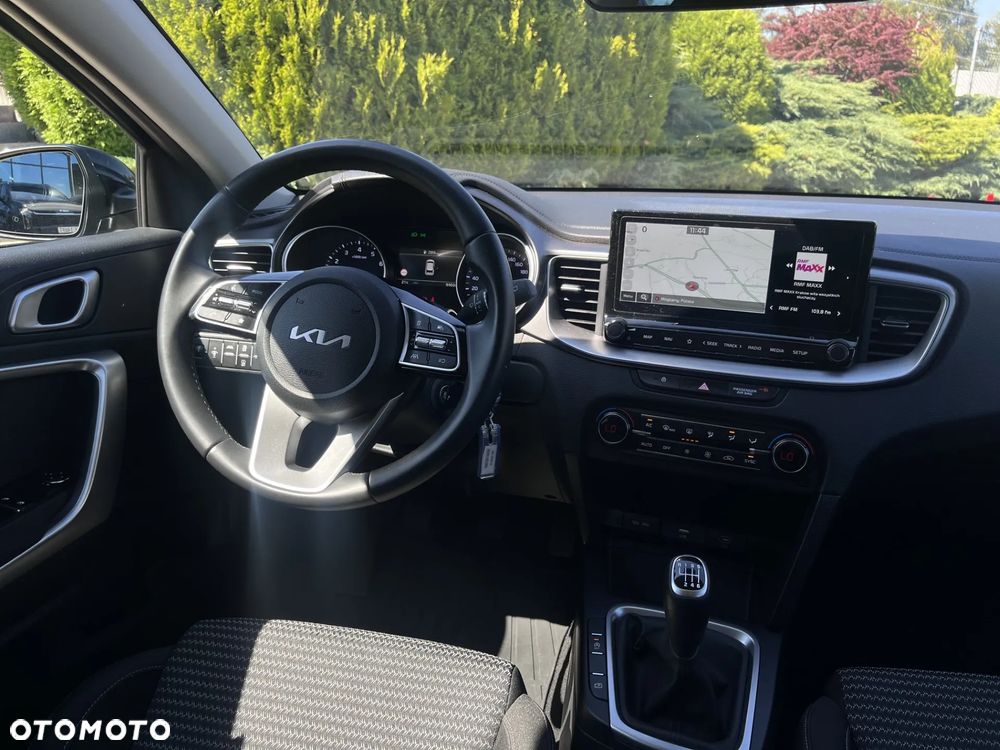 Kia Ceed 1.5 T-GDI M - 16