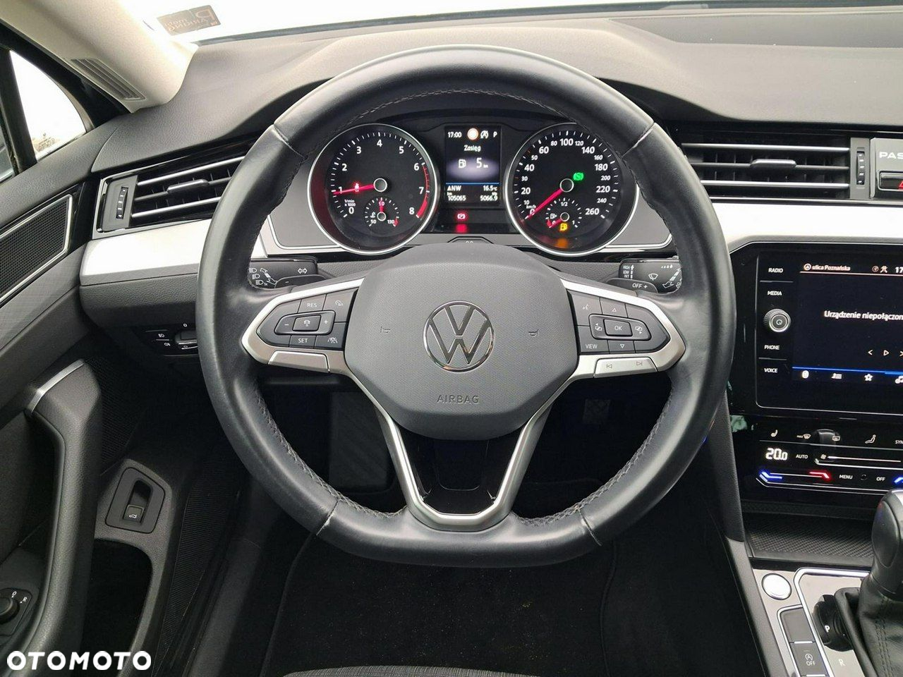 Volkswagen Passat - 14