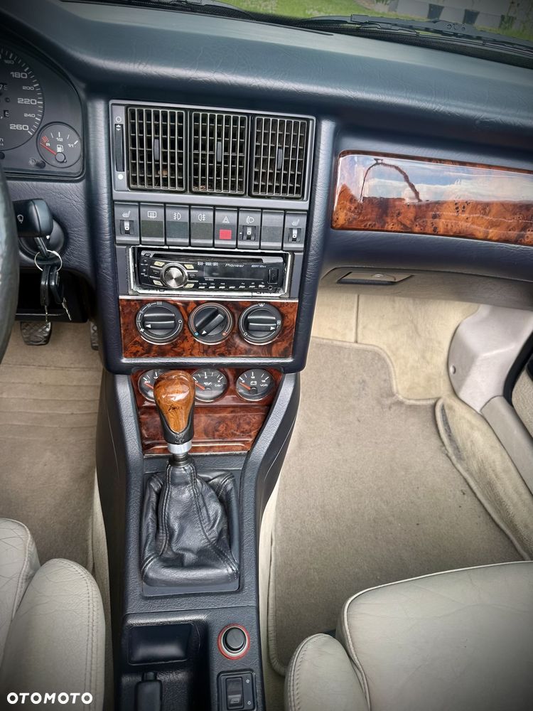 Audi Cabriolet 2.3 - 38