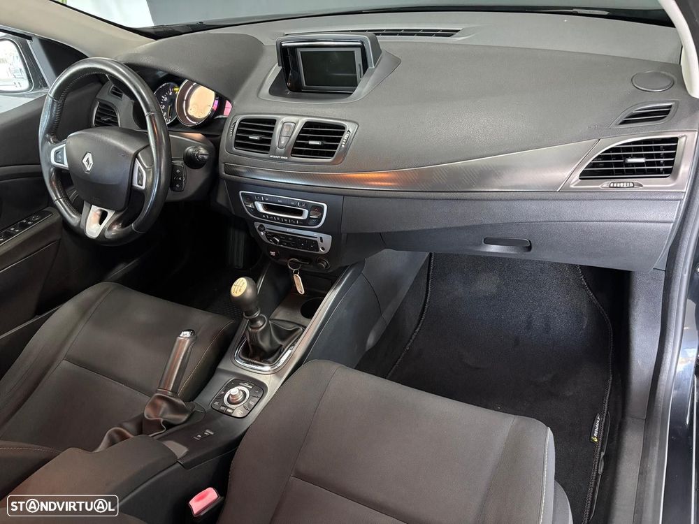 Renault Mégane Sport Tourer 1.5 dCi Dynamique SS - 10