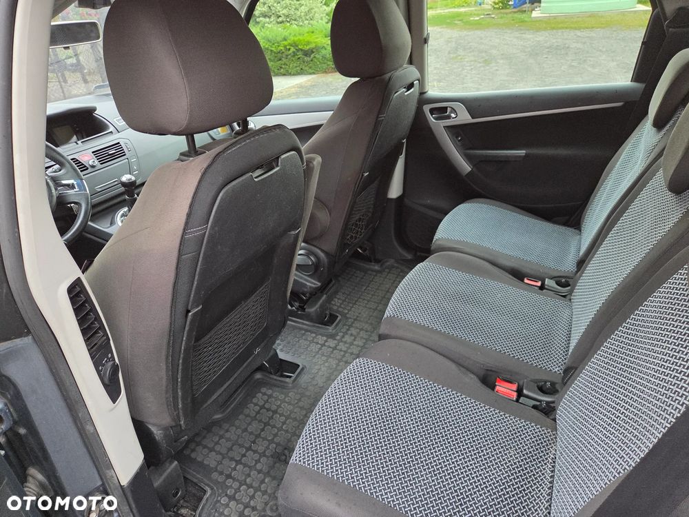 Citroën C4 Picasso - 25