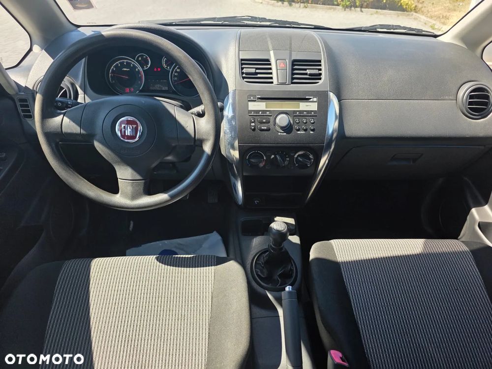Fiat Sedici - 15
