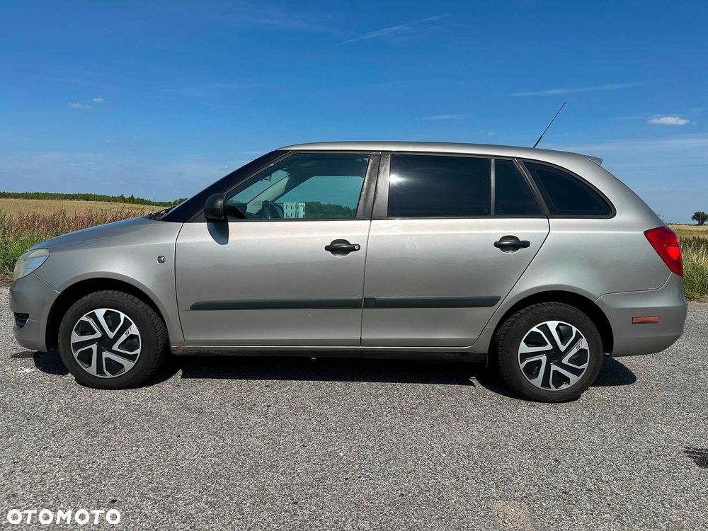 Skoda Fabia - 4