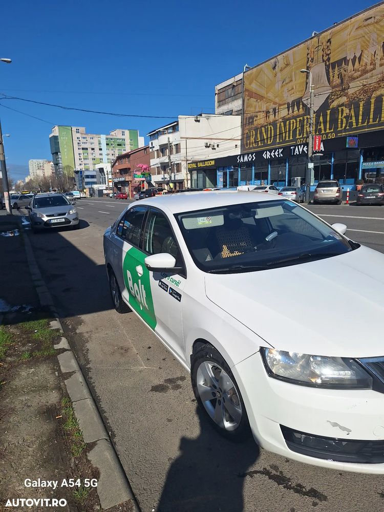 Skoda Rapid - 4