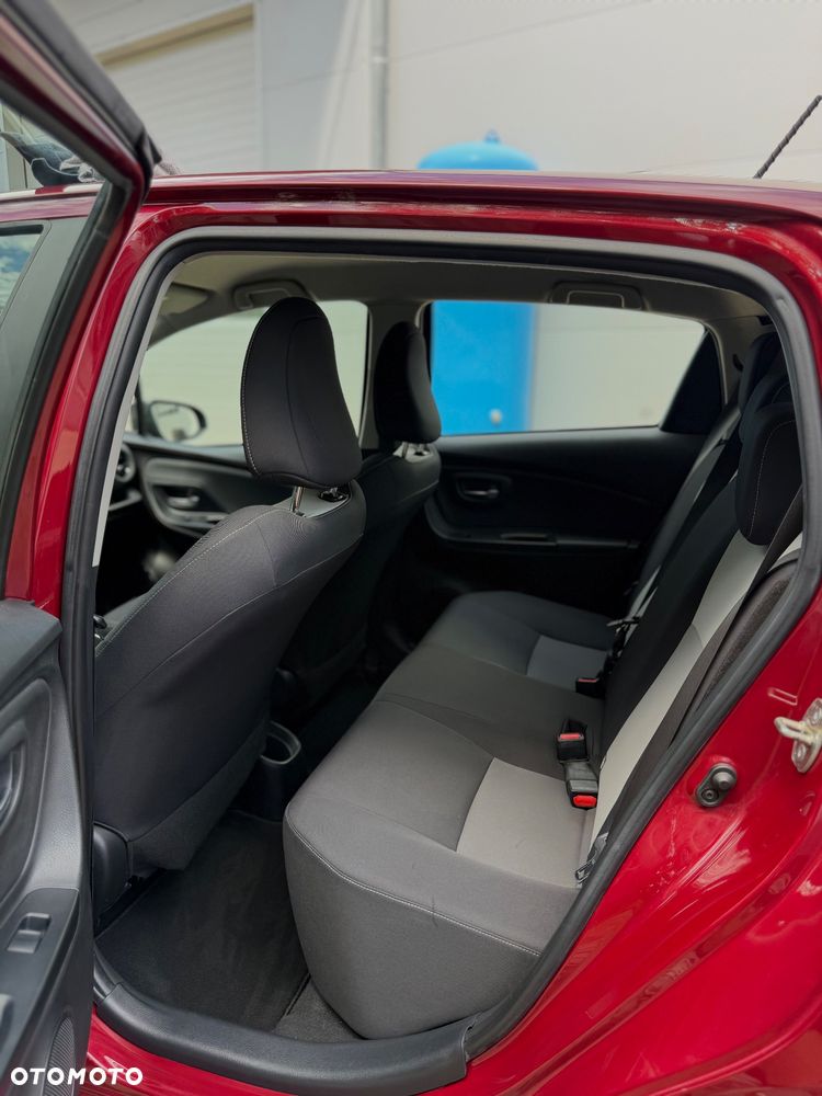 Toyota Yaris 1.5 Dynamic - 36