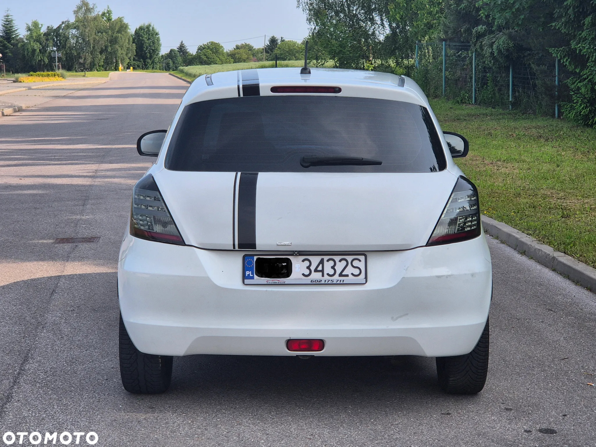 Suzuki Swift 1.2 BlackWhite - 8