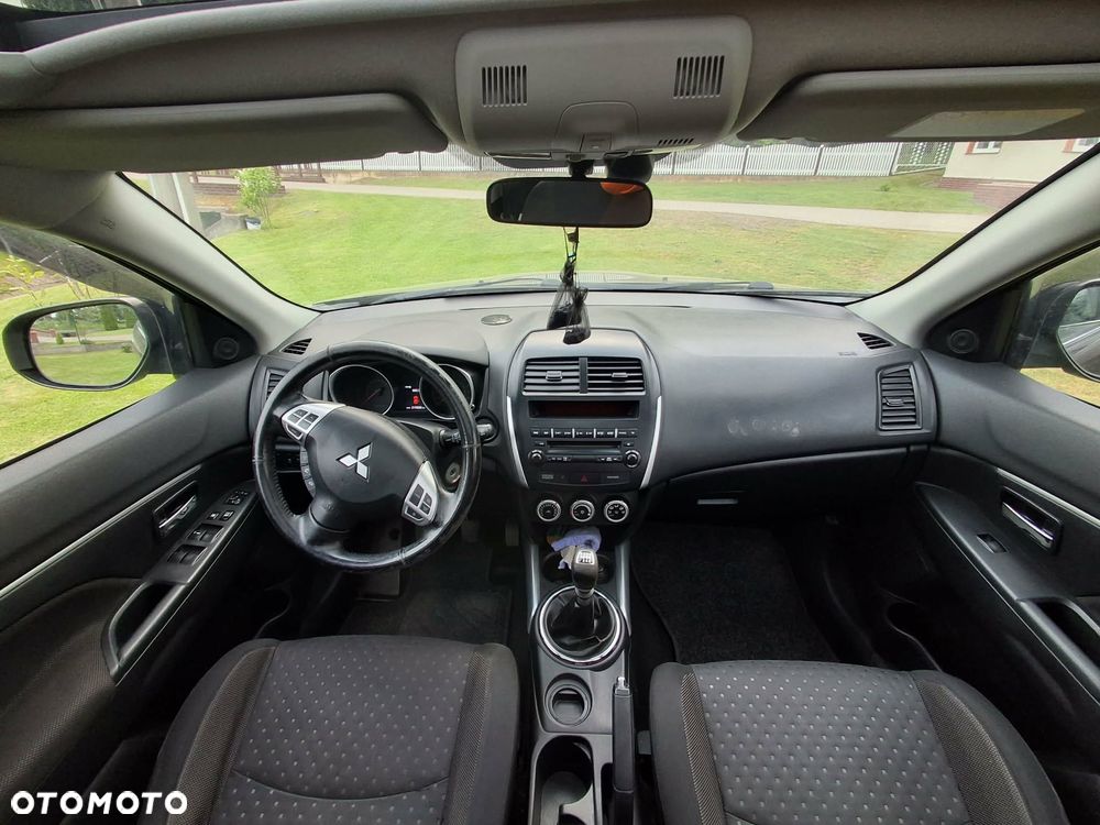 Mitsubishi ASX - 11