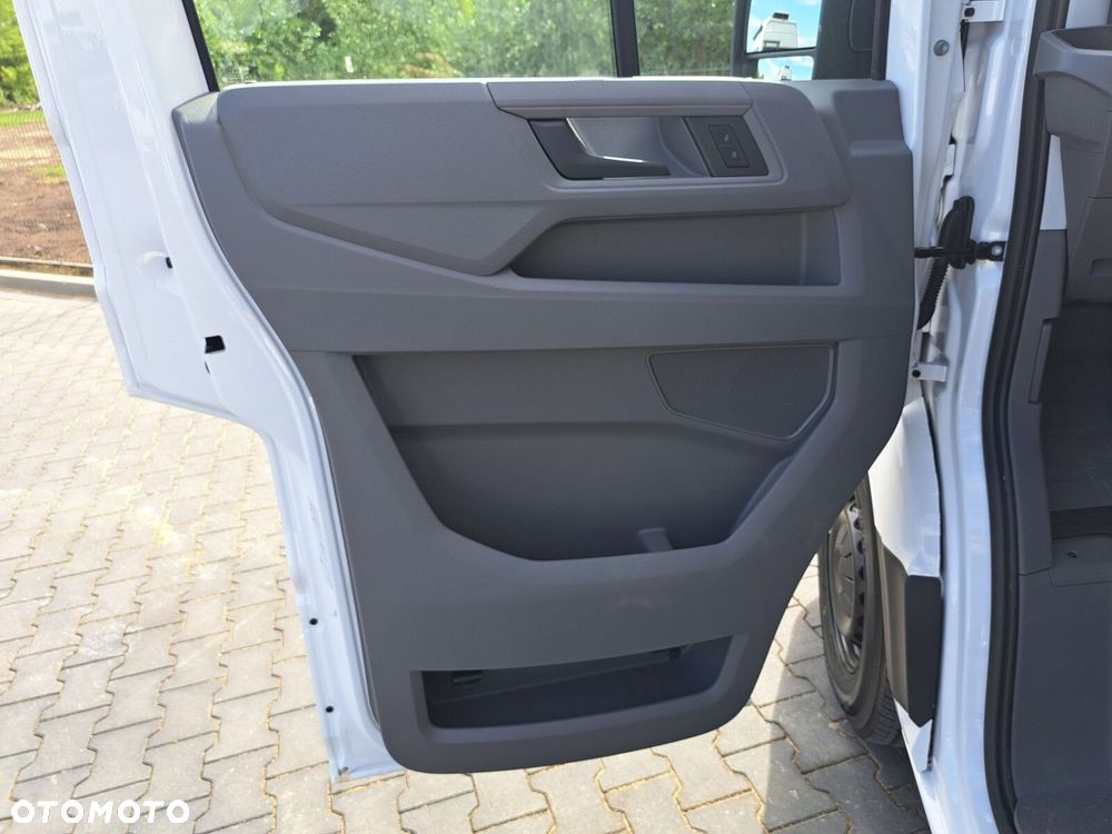 Volkswagen Crafter - 12