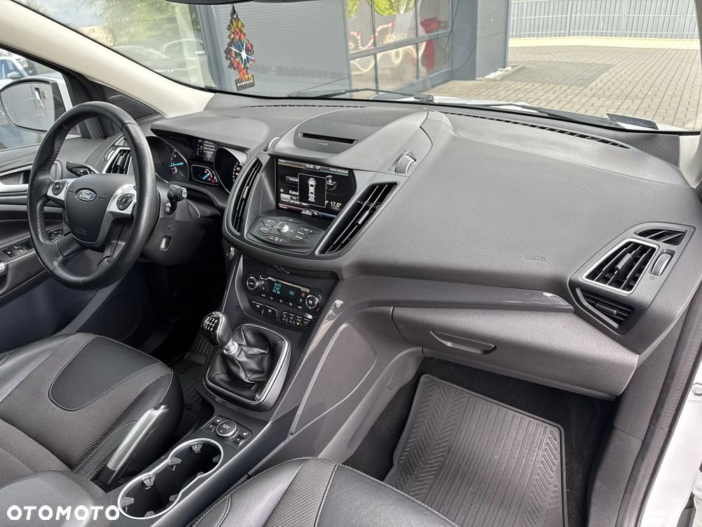 Ford Kuga 1.5 EcoBoost FWD Titanium ASS - 6