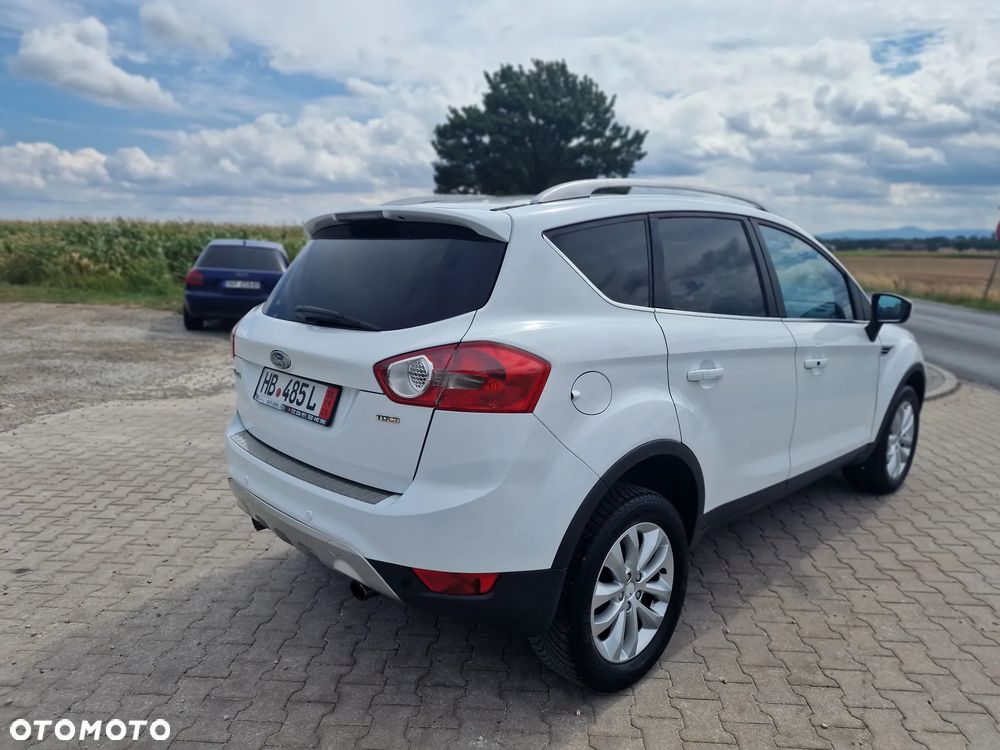 Ford Kuga 2.0 TDCi 4x4 Titanium - 9