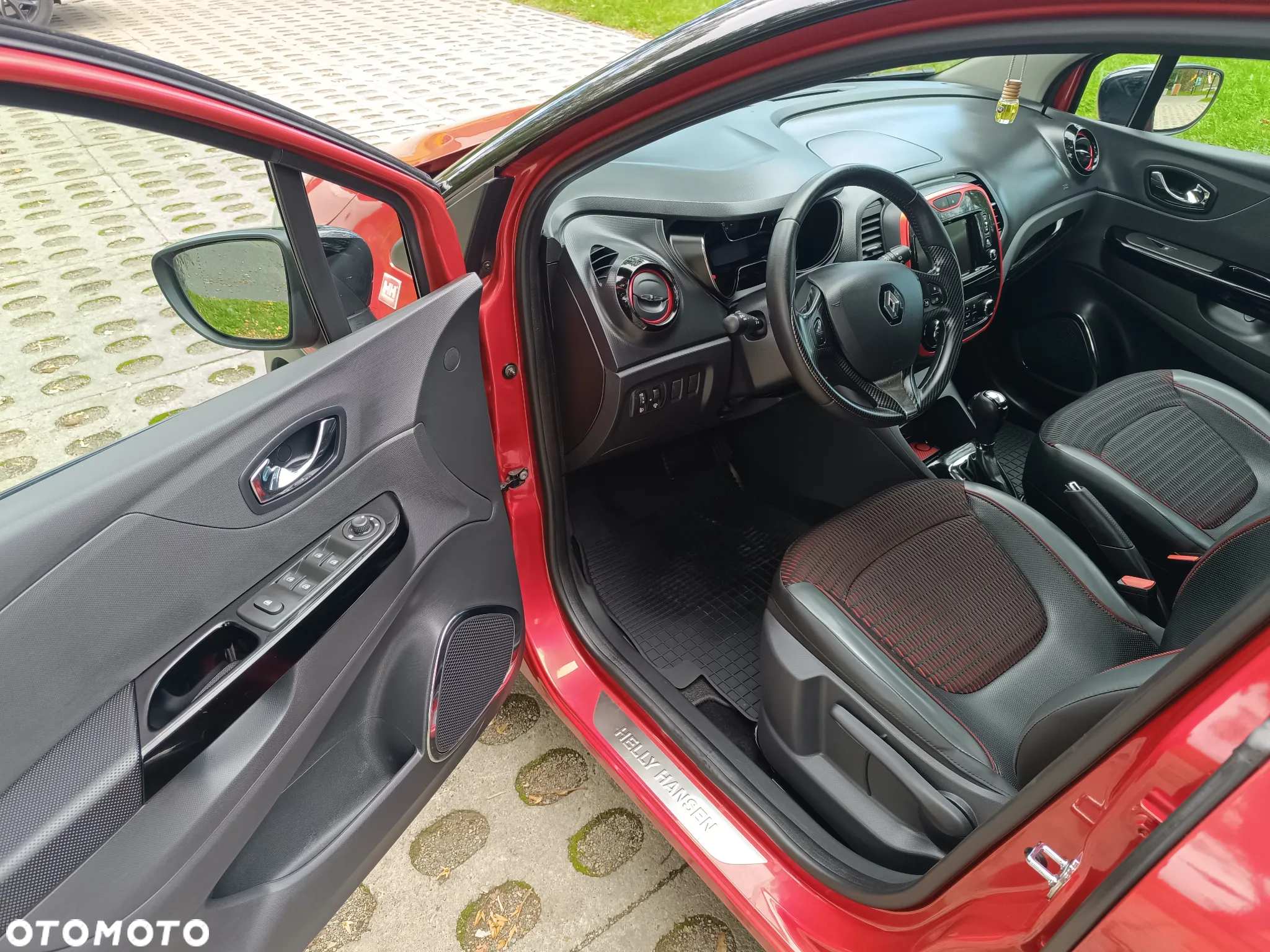 Renault Captur 1.2 TCe Intens EDC - 20