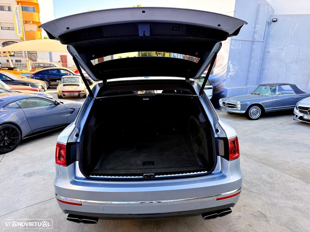Bentley Bentayga V8 - 39