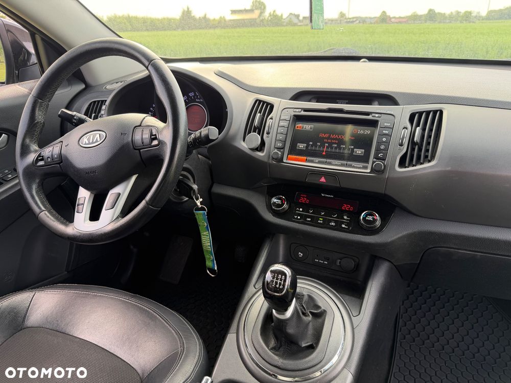Kia Sportage - 16