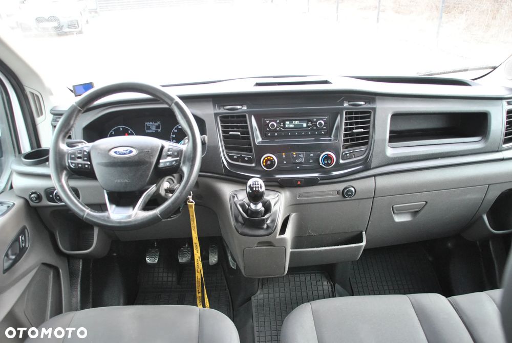 Ford Transit Brygadówka 7 Osób - 7