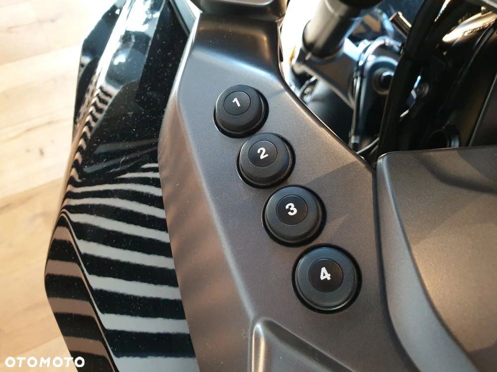 BMW RT - 12