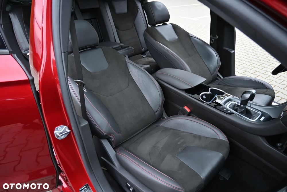 Ford Mondeo 1.5 EcoBoost ST-Line - 38