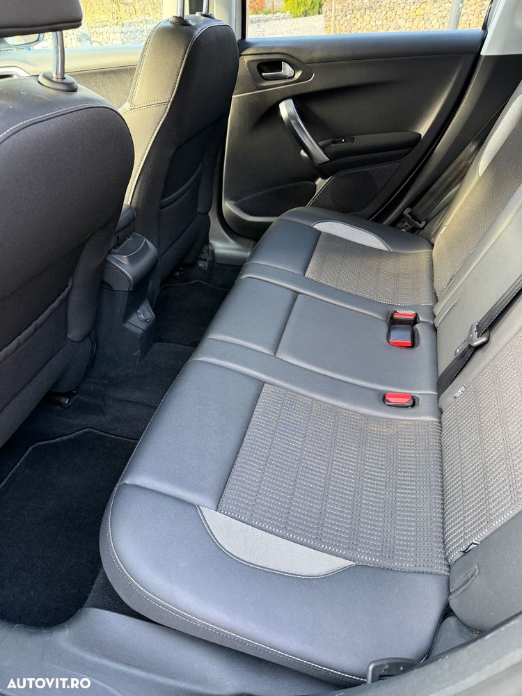 Peugeot 2008 PureTech 130 GPF Stop&Start Allure - 7