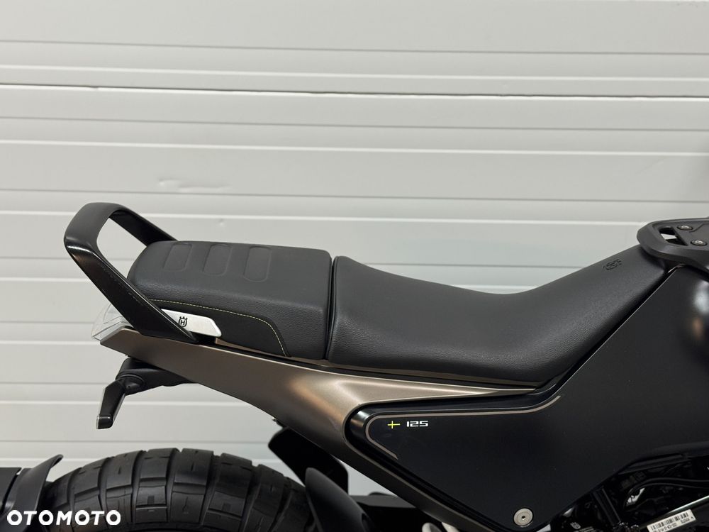 Husqvarna Svartpilen - 9