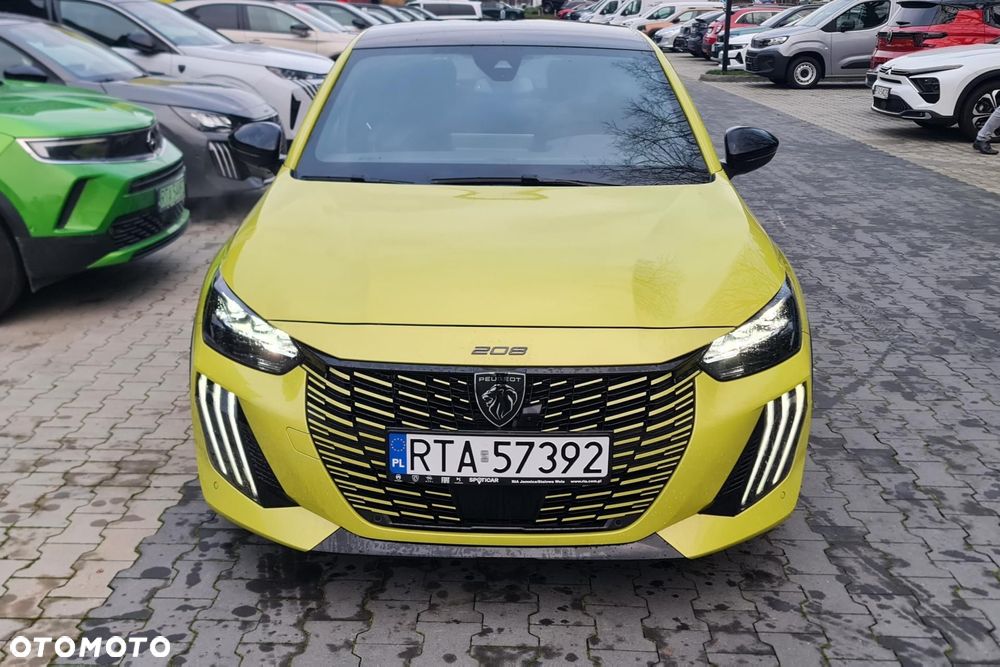 Peugeot 208 - 2