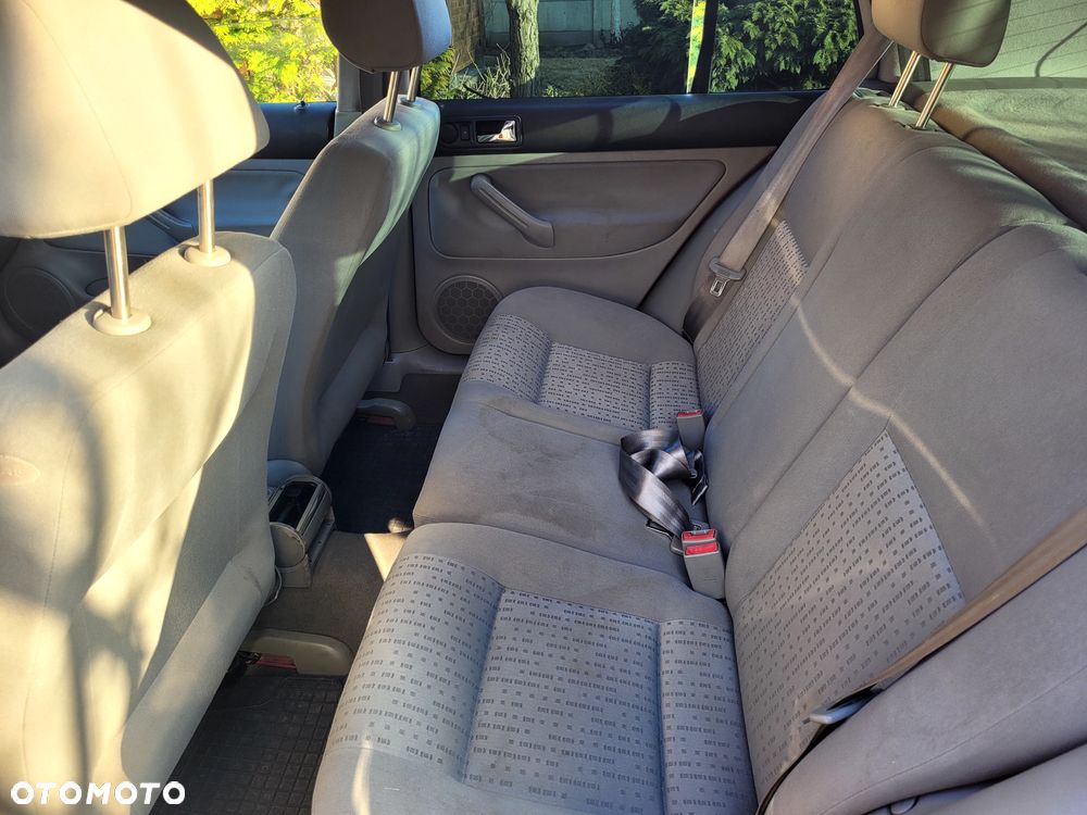 Volkswagen Golf 1.4 Q - 10