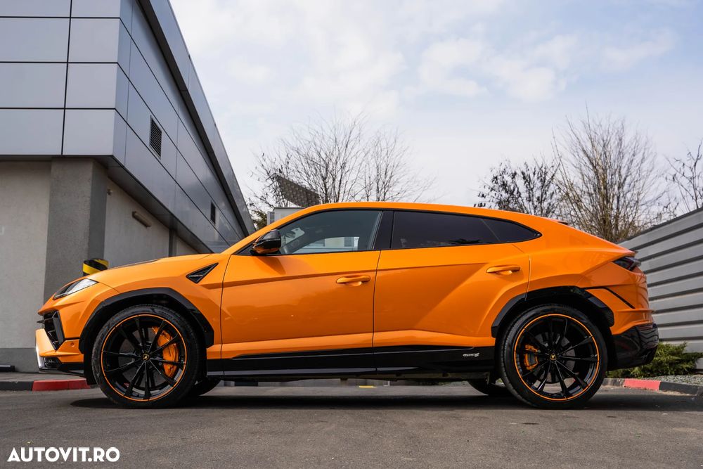 Lamborghini URUS - 5