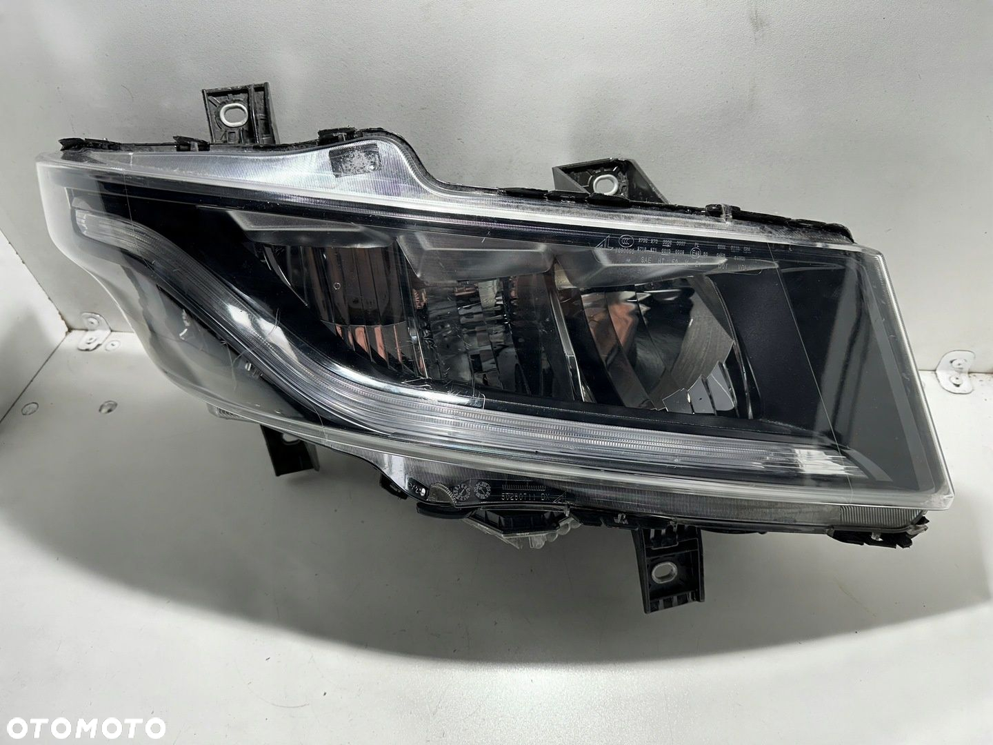 Reflektor Lampa Prawa Full LED Iveco S-Way 5802905483 - 9