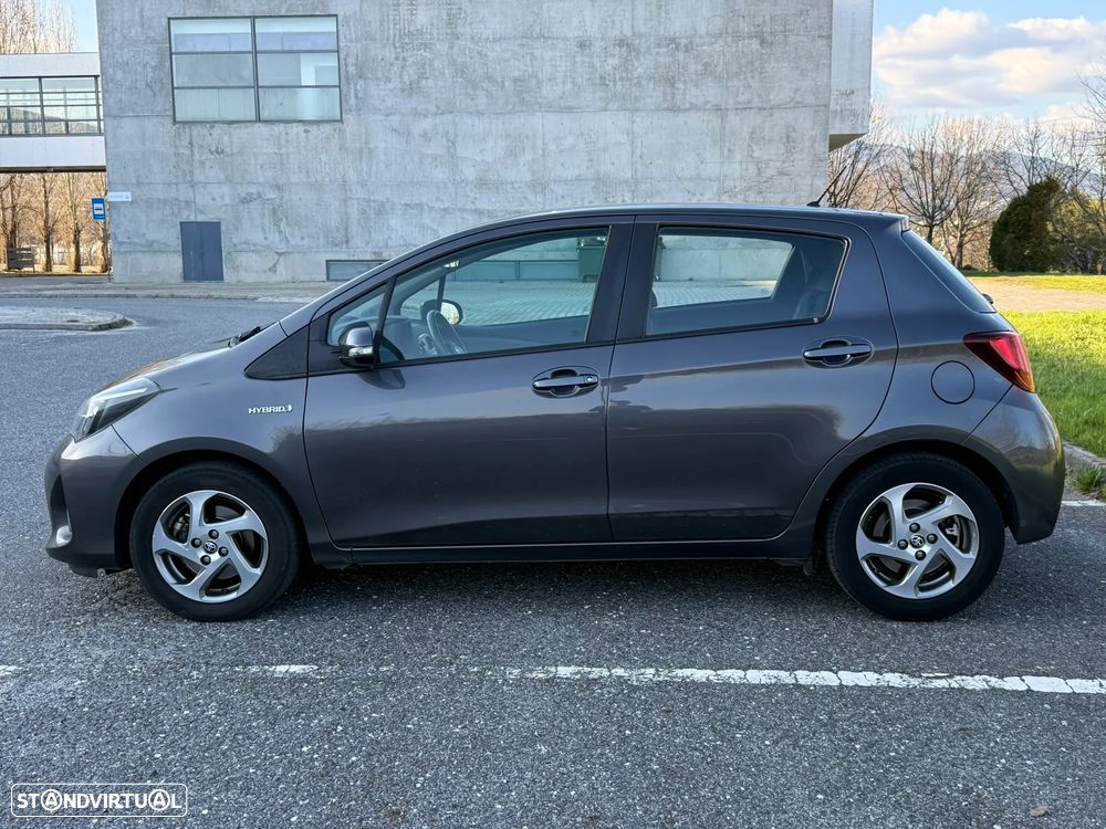 Toyota Yaris 1.5 HSD Comfort+P.Techno - 2