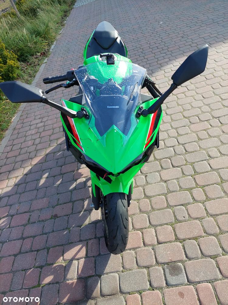 Kawasaki Ninja - 8