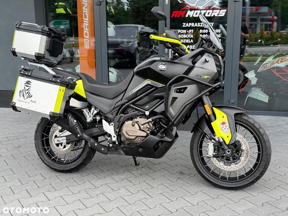 QJMOTOR SVT 650X - 2