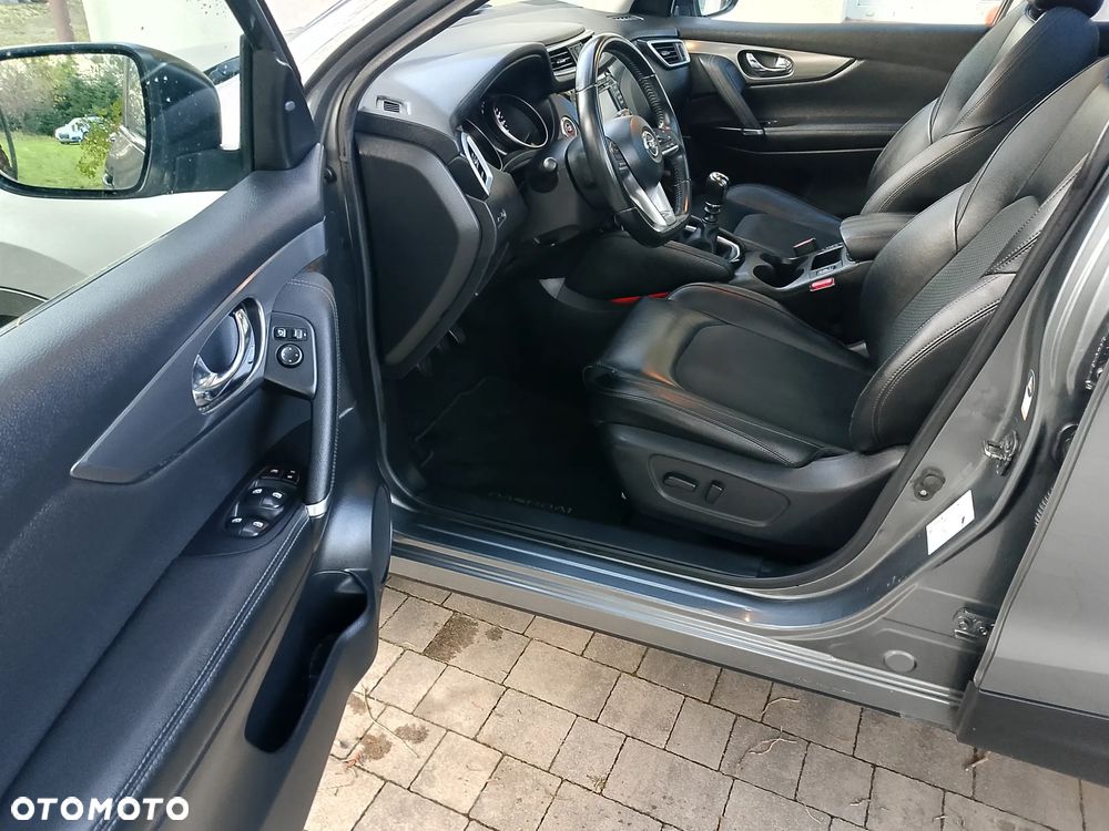 Nissan Qashqai 1.6 dCi TEKNA+ - 7