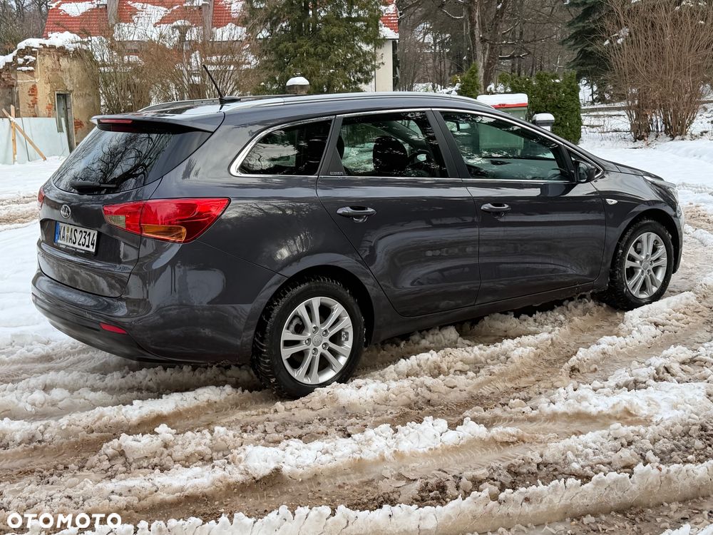 Kia Ceed 1.6 GDI Platinum Edition - 9
