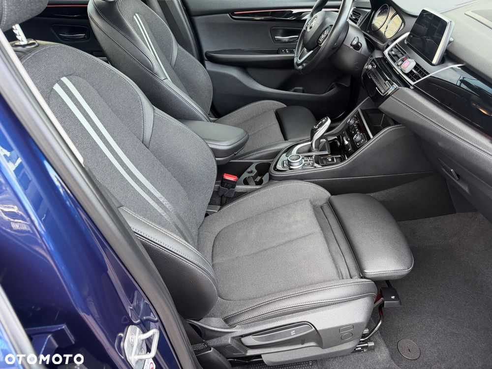 BMW Seria 2 218i Sport Line - 23