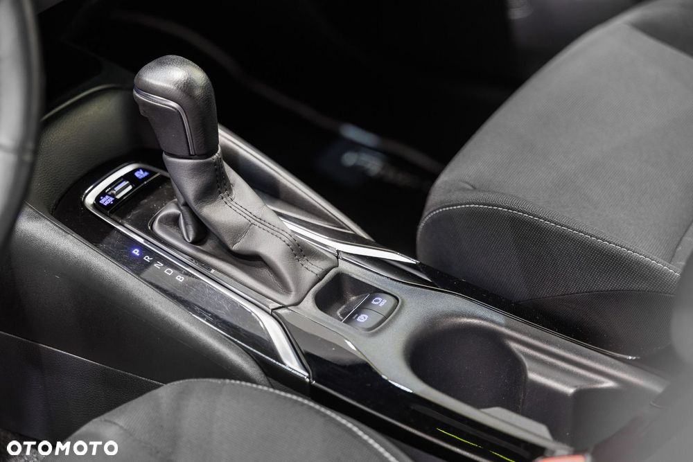 Toyota Corolla 1.8 Hybrid Comfort - 41