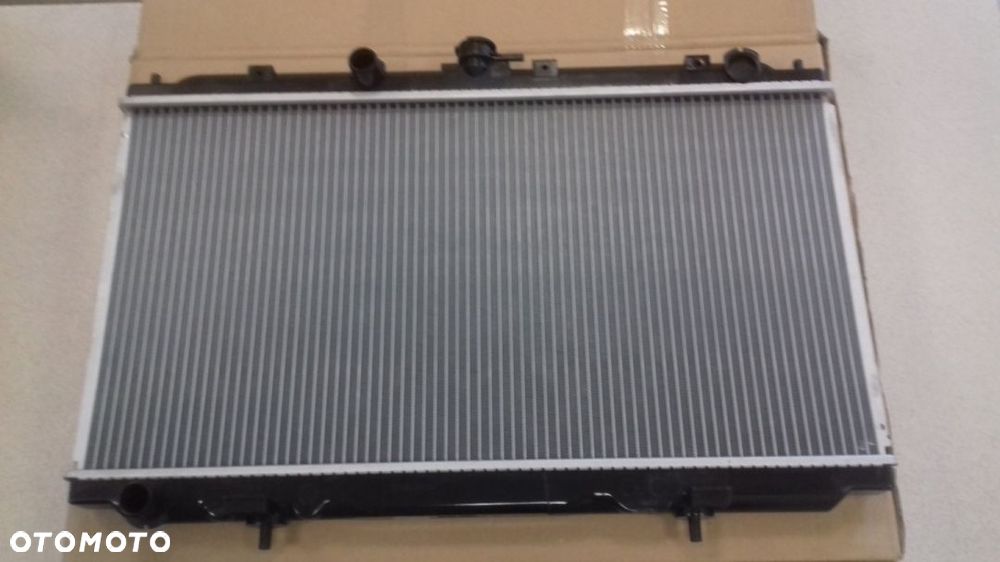 CHŁODNICA WODY NISSAN ALMERA 2000-2002 1.5 1.8 NOW
