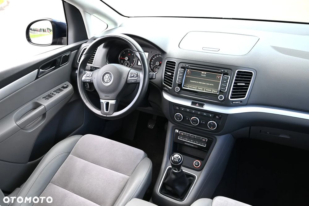 Volkswagen Sharan - 26