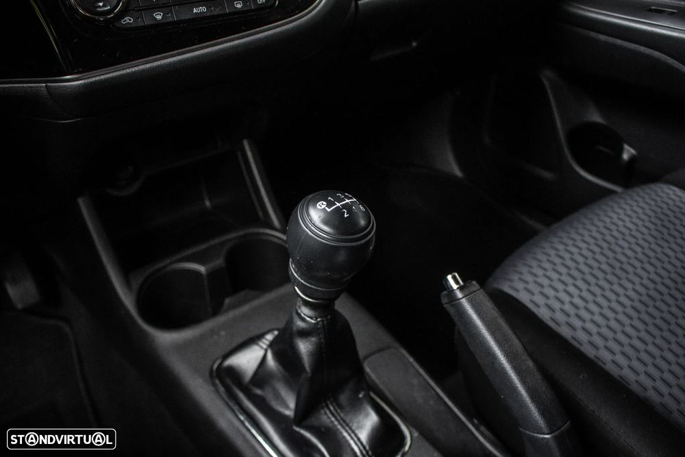 Mitsubishi Outlander 2.2 DI-D Instyle - 18